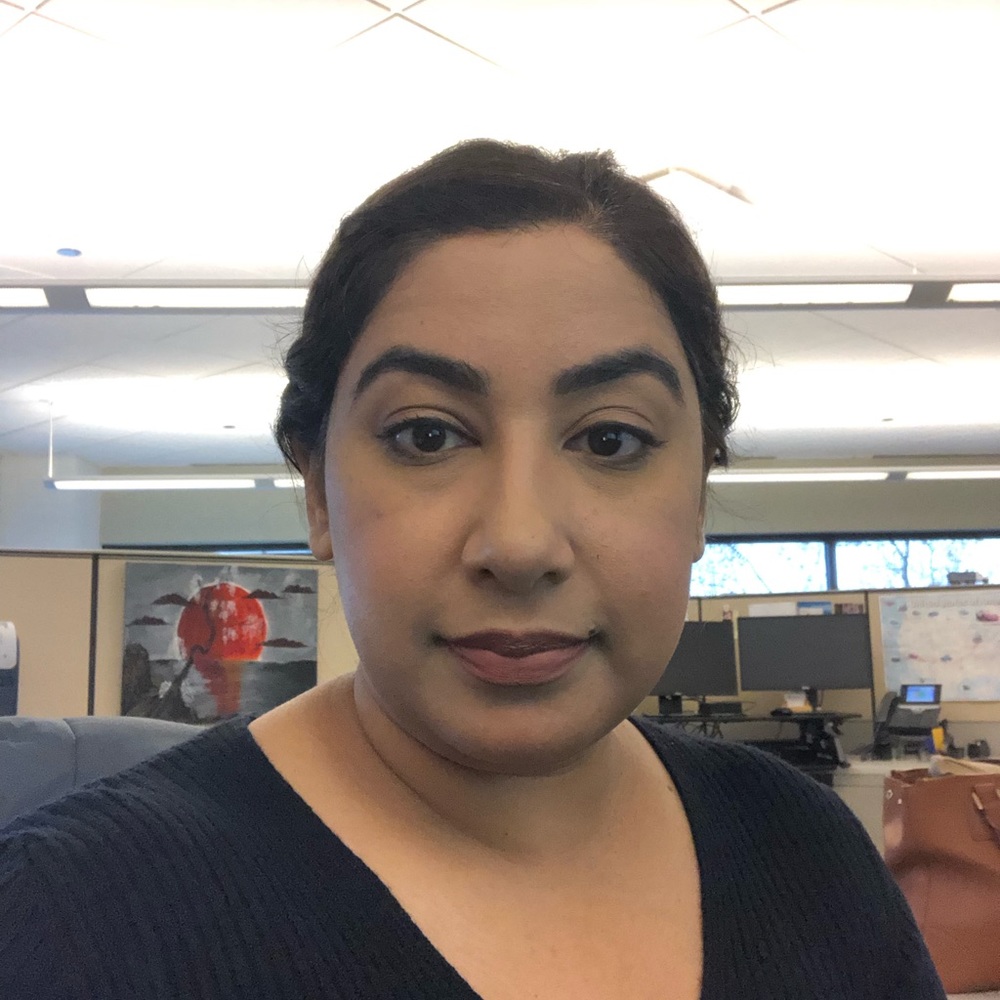 Meet your Posher, Mediha